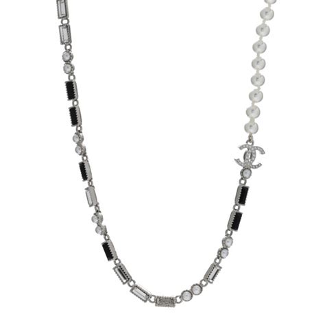 CHANEL Pearl Baguette Crystal CC Choker Necklace Silver 